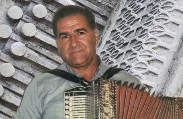 Jai giroa jartzea ofizio zuen soinu-jotzailea