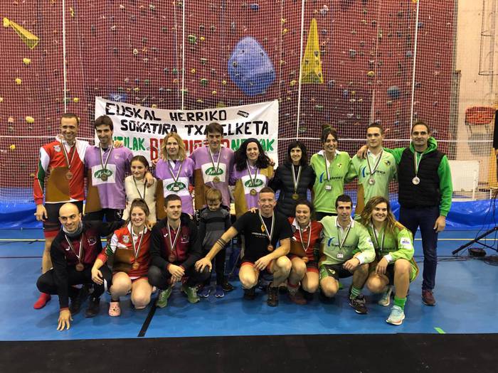 Ibarra Sokatira Taldeak txap 2 1670937311482