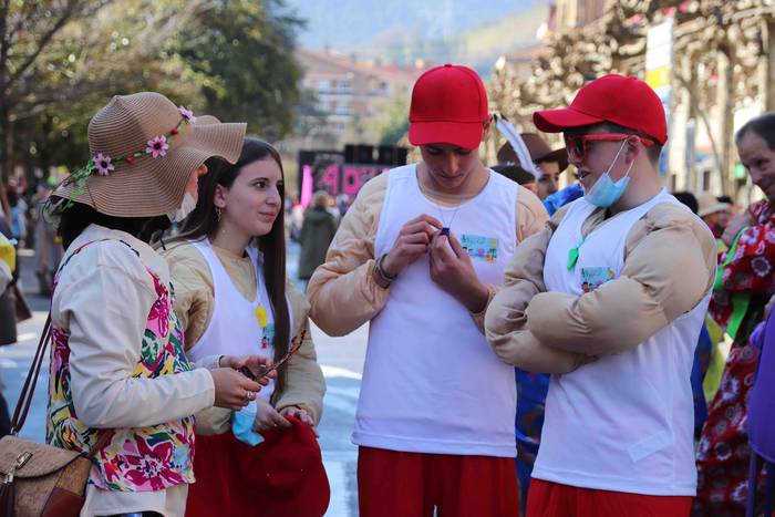 Aisialdi taldeak Astelenitan 87 1646057001032