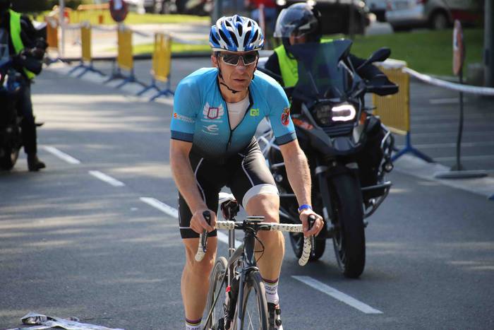 Gurpil gainean, Abraham Olan 16 1559487012261