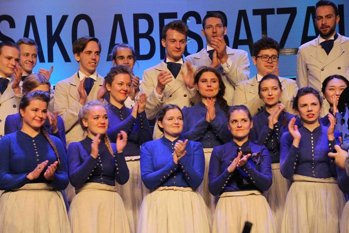 Tolosako Abesbatz Lehiaketa  90 1541350041233