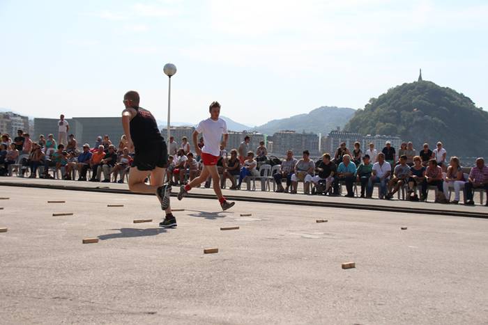 Txapel berdinduena, gipuzkoarren buruan 7 1473085176591