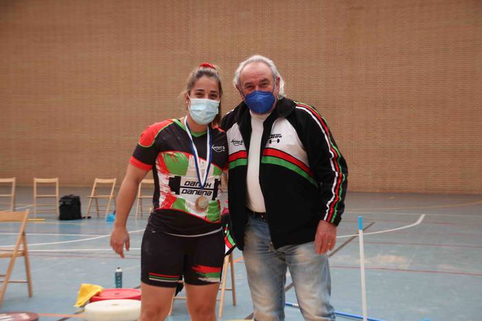 Susana Davila eta Mikel Alva 27 1619708676555