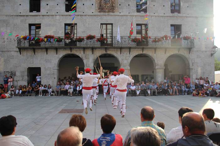 berastegi jaiak soka dantza 45 1533938069200