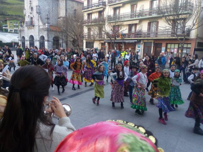 Hasi dira kaldereroak eskual 70 1550859766049