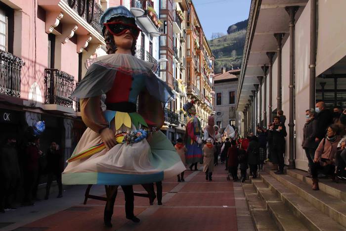 Erraldoi eta Buruhandiak Zal 27 1645883944078