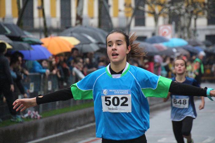 700 haur inguru XXXI. Ero Et 33 1516542029371