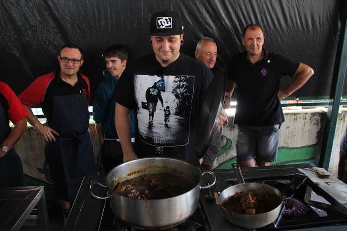 Irrintzi azoka berezia 2016 Villabona 4 1473514369986