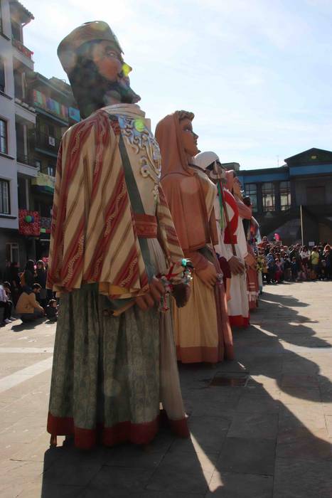 Erraldoi eta buruhandiak Zal 31 1582375953383