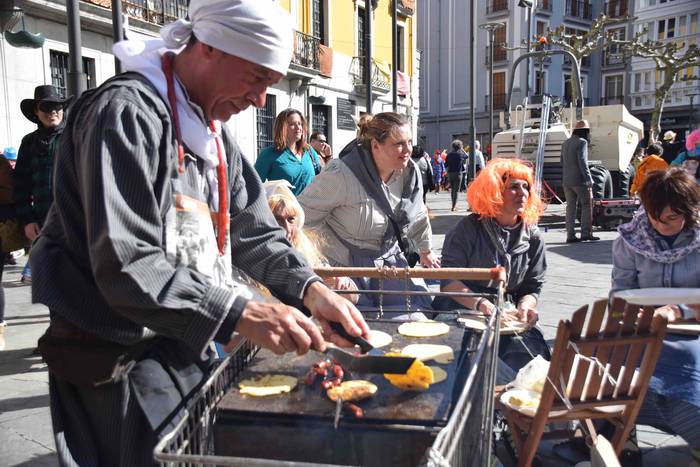 Zaldunita 2019. Karrozak eta 61 1551627084386