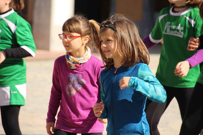 irura-gazte-asanblada-zunba- 10 1553343538411