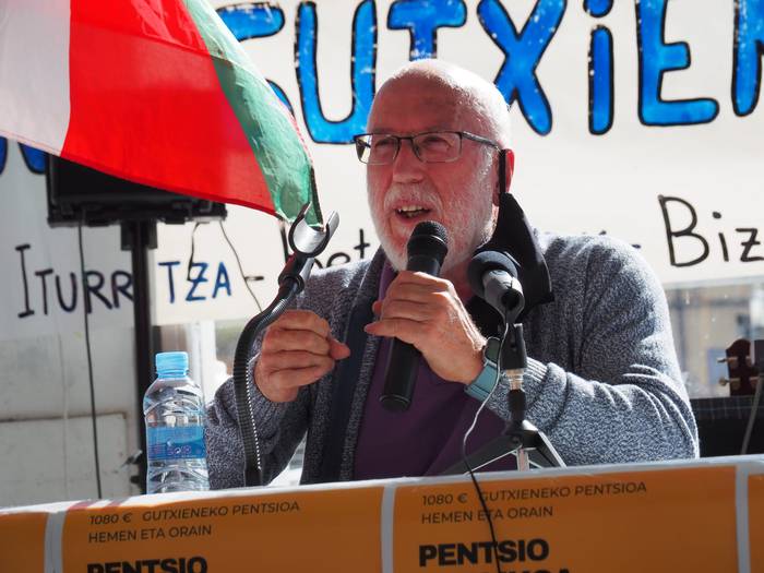 Pentsiodunen elkarretaratze  7 1634629718258