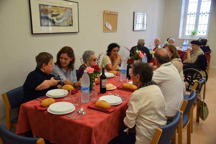 100 urtez bizitzari irribarre egiten 16 1469283258410