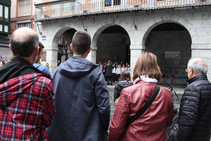 Musikariek Tolosako kaleak h 4 1558801937906