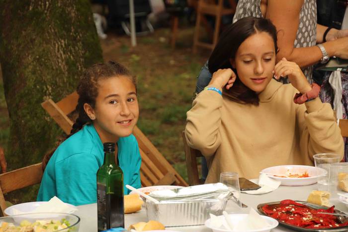 Kuadrillan bazkaltzea bezala 40 1564494481640