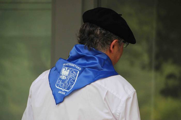 Bi suziri eta bi txistulari 4 1597052732721