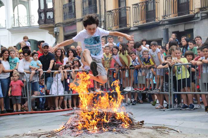 Txikienak ere saltoka 15 1561316720191