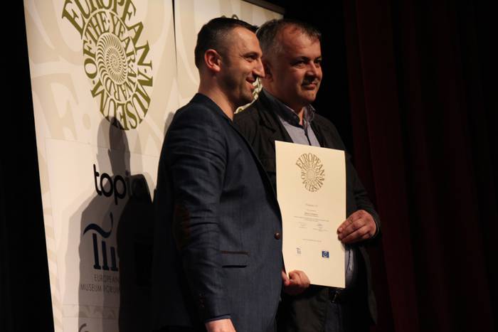 EMYAko nominatuen argazkia 6 1460202478414