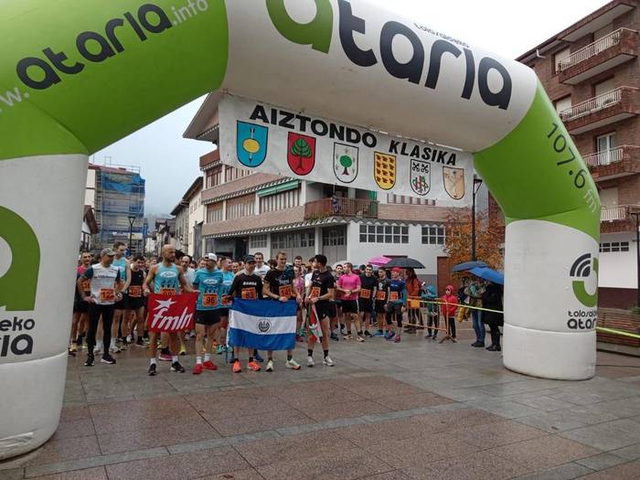 Segundo Montes komunitateari korri eginez egingo diote keinu