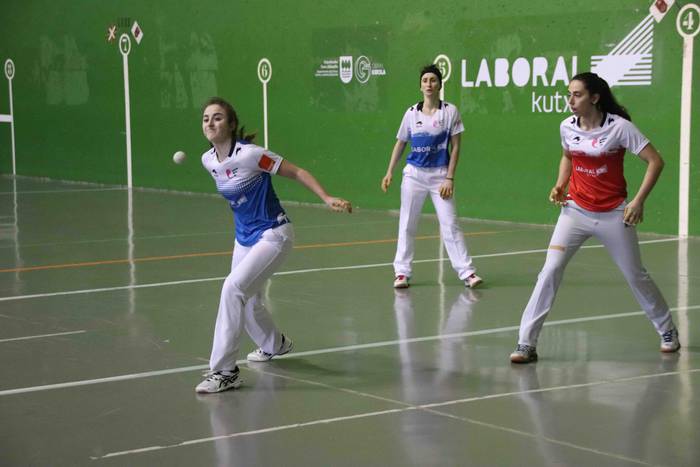 Larrartek eta Urkizuk ez dut 12 1615043243628