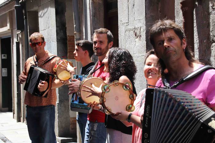 Triki hotsek alaitu dute Tol 30 1559490859275