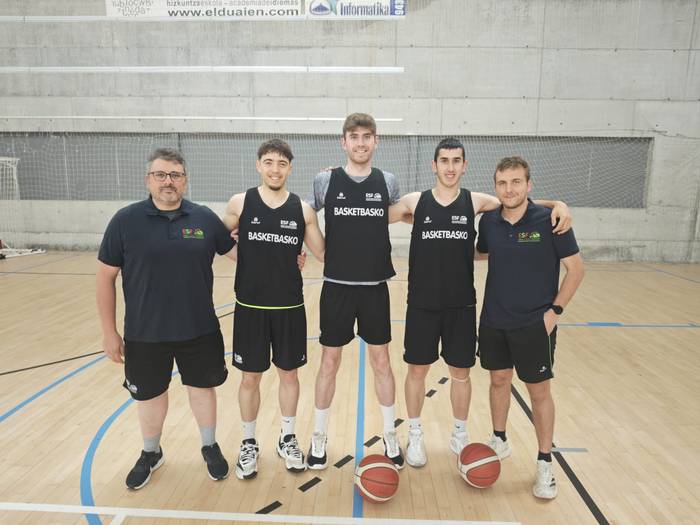 Euskadiko eta Portugalgo selekzioen arteko partida Usabalen