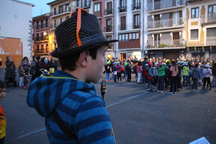 Musikari gorazarre 37 1511374699710