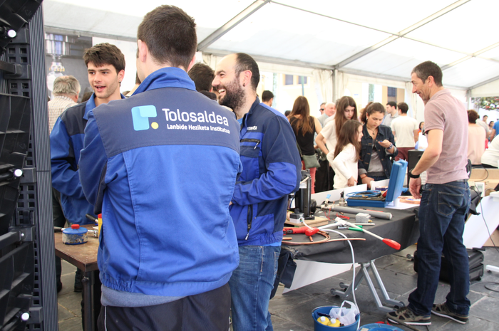 Erakusleiho bizi bat, lanbid 18 1524316869610