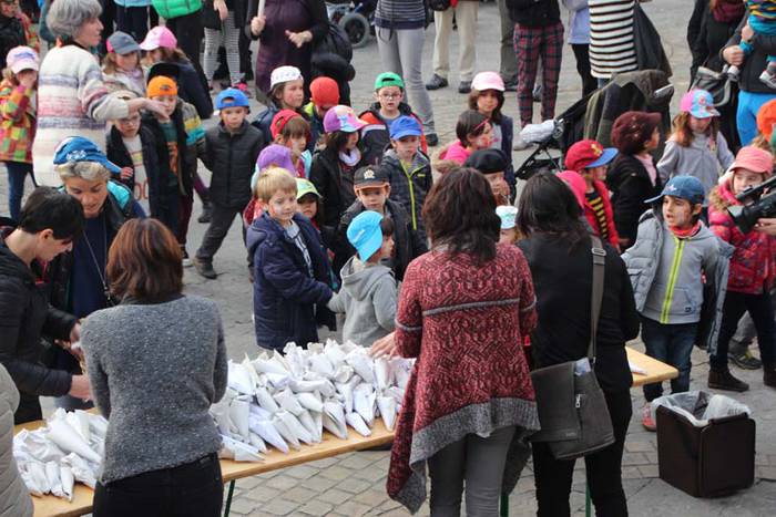 euskararen eguna 2015 irura 80 1449169429583