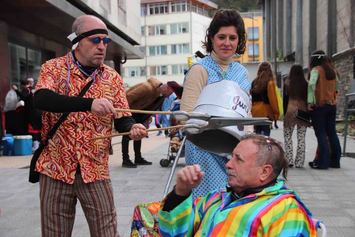 Konpartsa eta mozorroak Zald 76 1645972641031