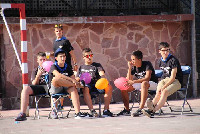 Lehiatik gutxi, festatik ask 2 1534073612992