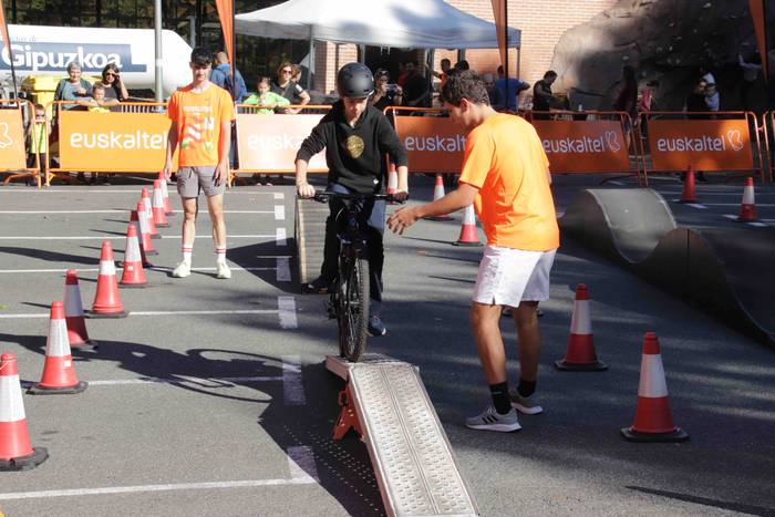 Kilometroak eguna, joko eta  38 1664724036175