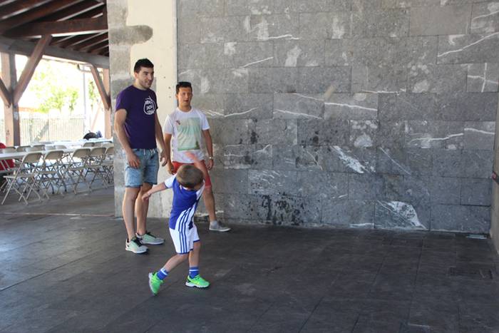 Kuadrillak bapo jarri dira I 25 1502546869579