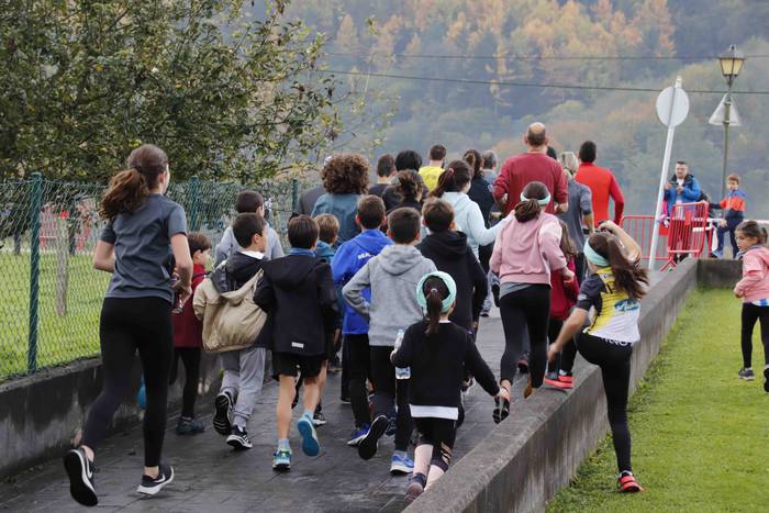 Ume krosa egin dute Amasako  41 1636802247642