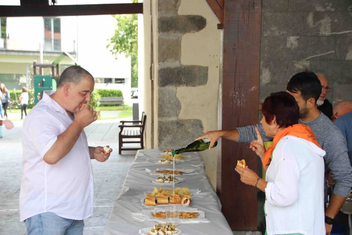 Txalokina dastatuz hasi dute 1 1565530515674