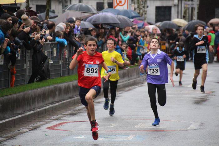 700 haur inguru XXXI. Ero Et 61 1516542209175