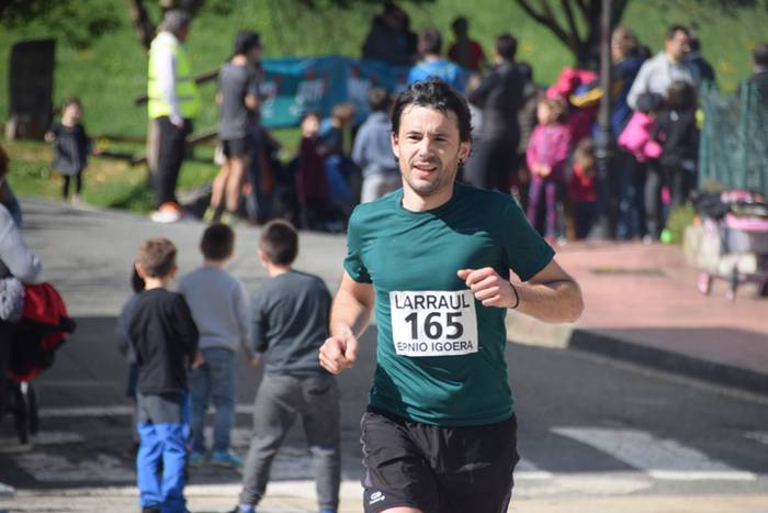 Hassan Ait Chaou eta Maitane 74 1489934009510