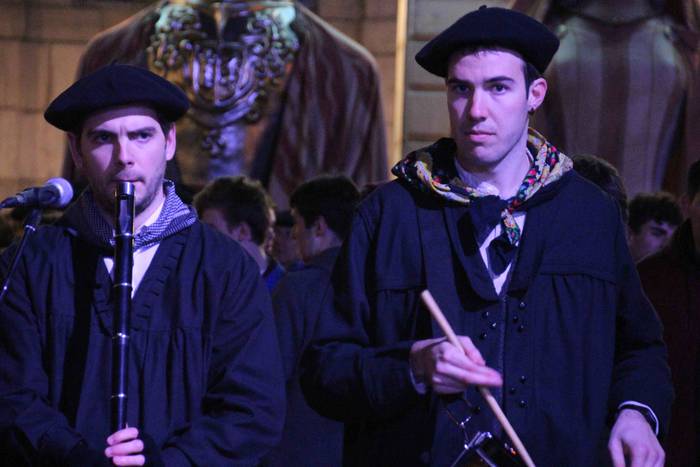 Errege magoen desfilea tolos 119 1546717685739