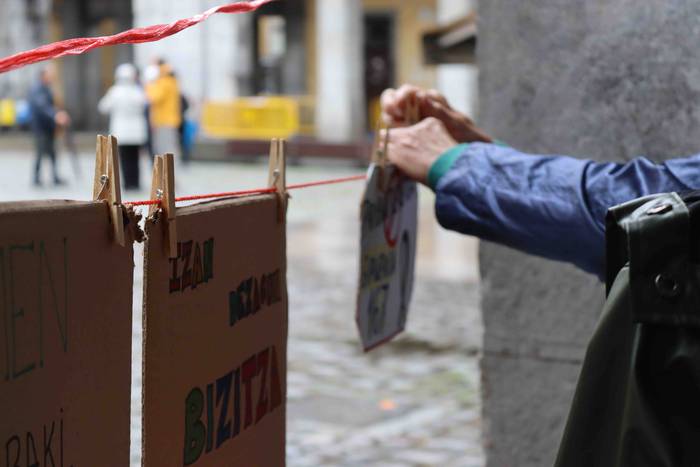 “Plazak aldarriz betetzeko”  27 1591530820900