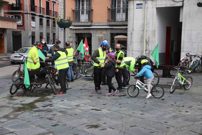 U30 Aldaketaldia bizikleta m 1 1612007006591