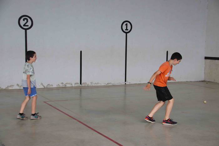 Pilota jolasak Orexan Behar  25 1625330304349