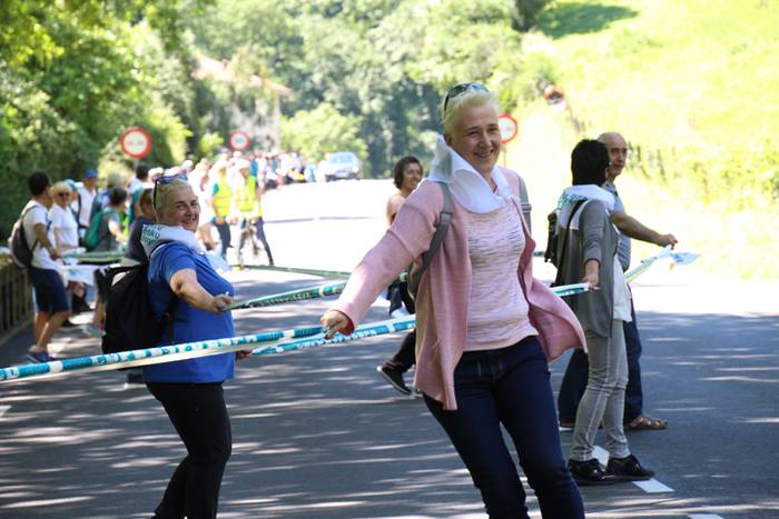 "Gu bezala, beste 100.000 za 76 1528637283445