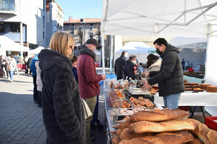 Gabonen atariko azoka, berez 9 1639838640728