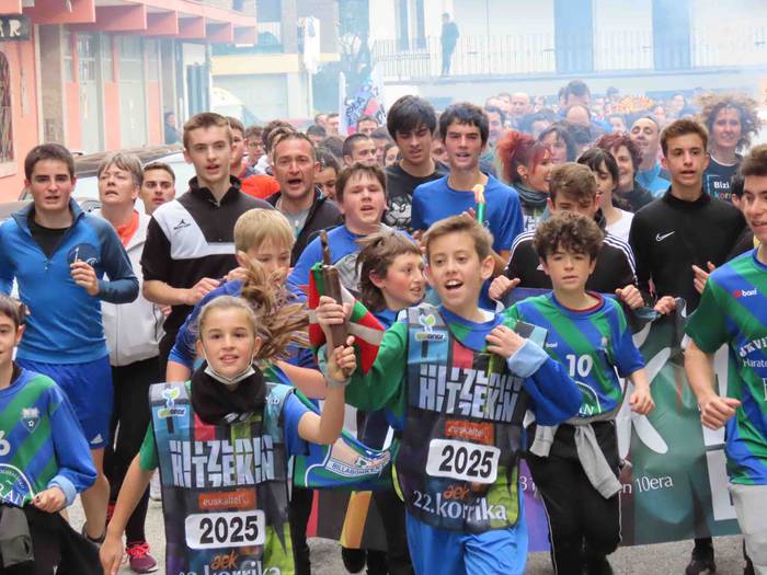 korrika, furgonetatik, Aizto 45 1649421639114