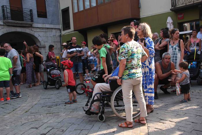 Alegia Karmen festak, txupin 8 1657821412848