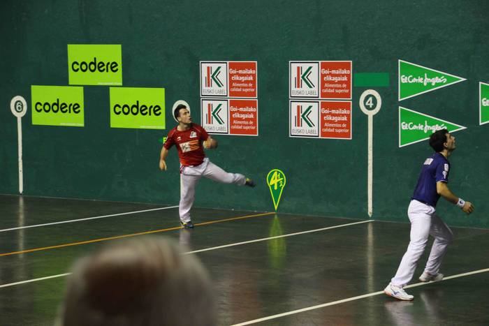 Bi maisu handi, katedralean 30 1571600510848