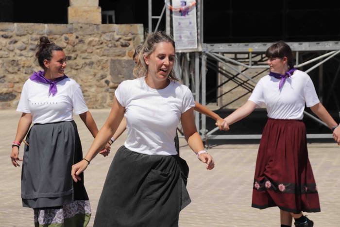 Zizurkilgo Andra Mariak. Oil 32 1660313808972