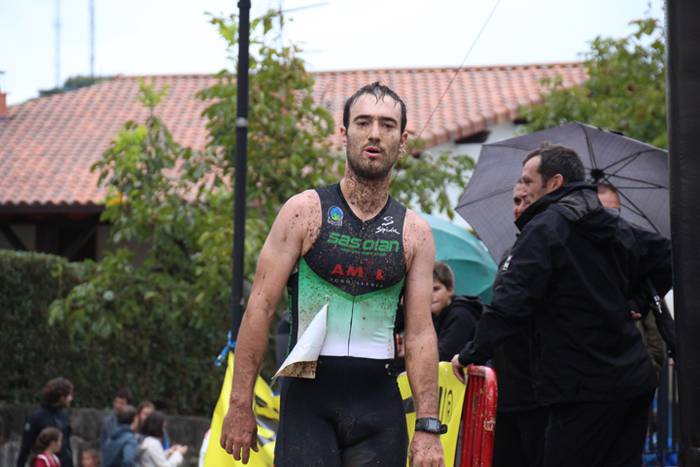 Lokaztuta Amasako XXIV. mendi duatloia 170 1477236756046