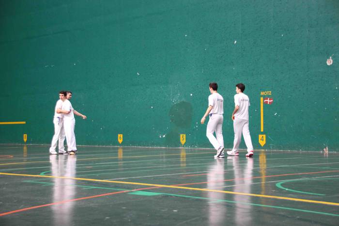 Alegiarrek ezin izan dute Oi 54 1623500202003