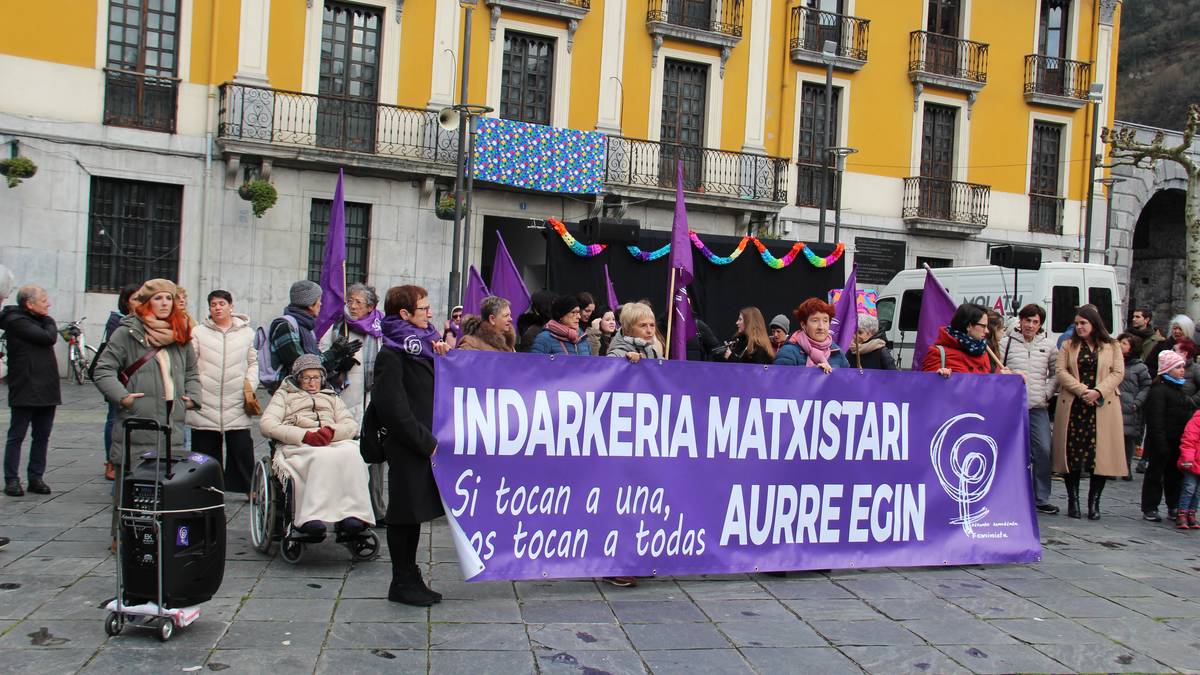 «Ez zaudete bakarrik»